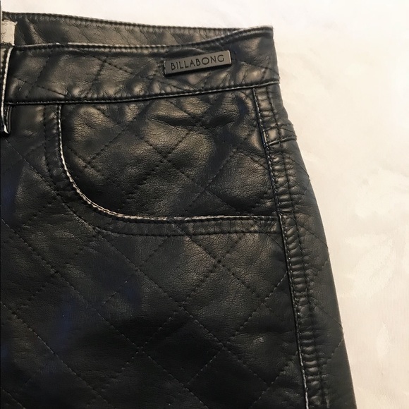 High rise faux leather black zip up shorts - Picture 4 of 7